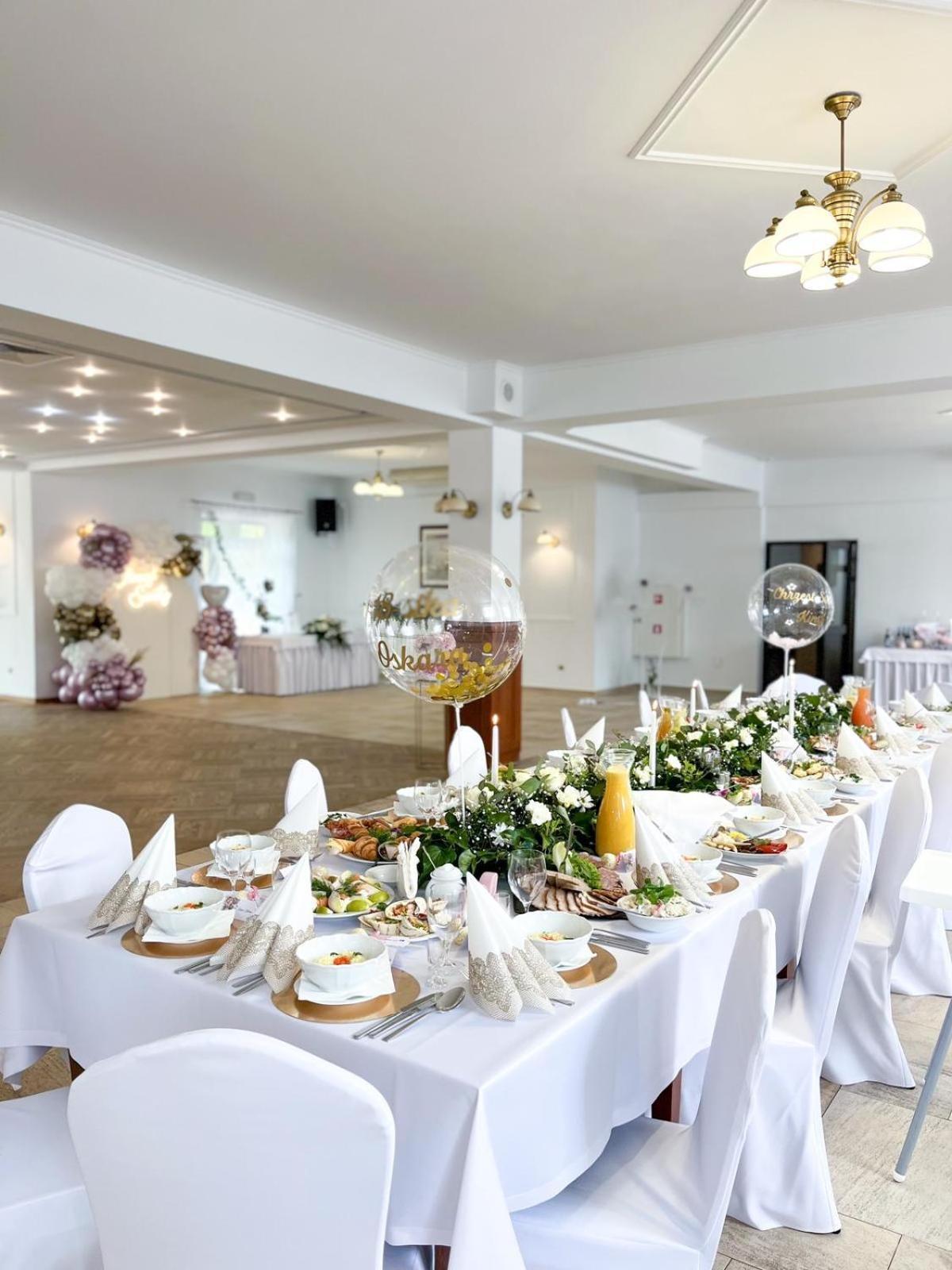 Hotel Victoria โอลคุช ภายนอก รูปภาพ