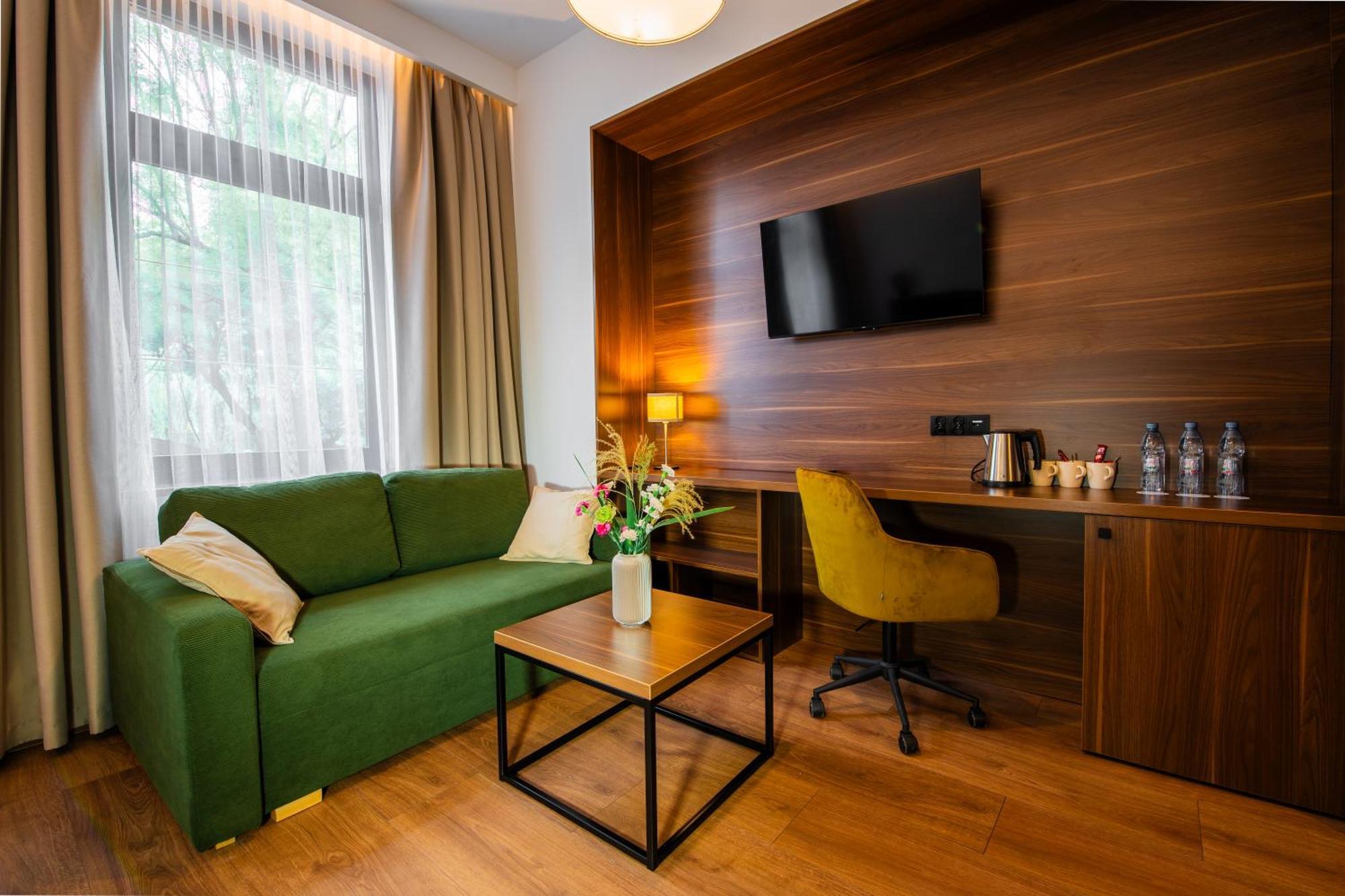 Hotel Victoria โอลคุช ภายนอก รูปภาพ