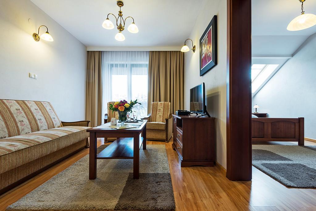 Hotel Victoria โอลคุช ภายนอก รูปภาพ