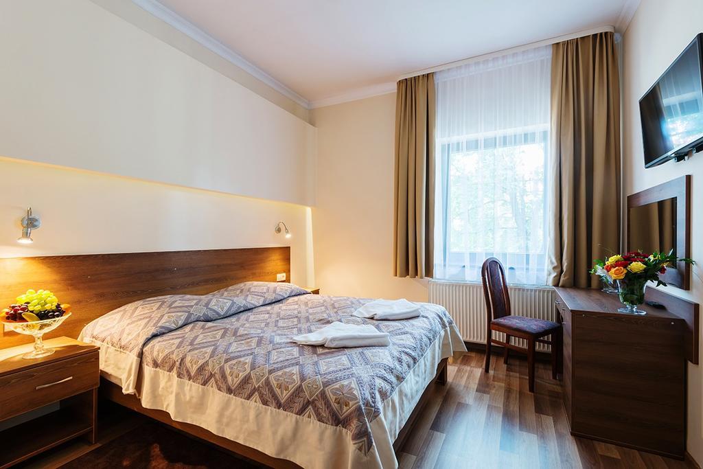 Hotel Victoria โอลคุช ภายนอก รูปภาพ